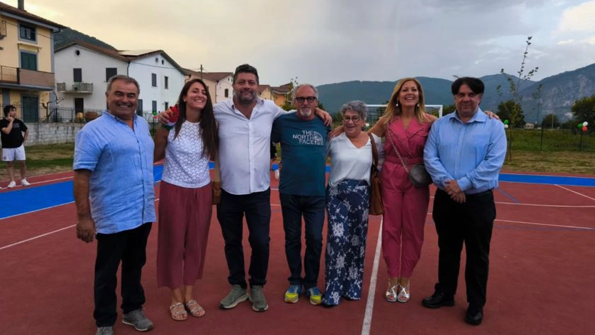 Rocchetta a Volturno: inaugurato il nuovo campetto polivalente. Un nuovo spazio per gli sportivi ed i giovani al centro del paese. GUARDA IL SERVIZIO.